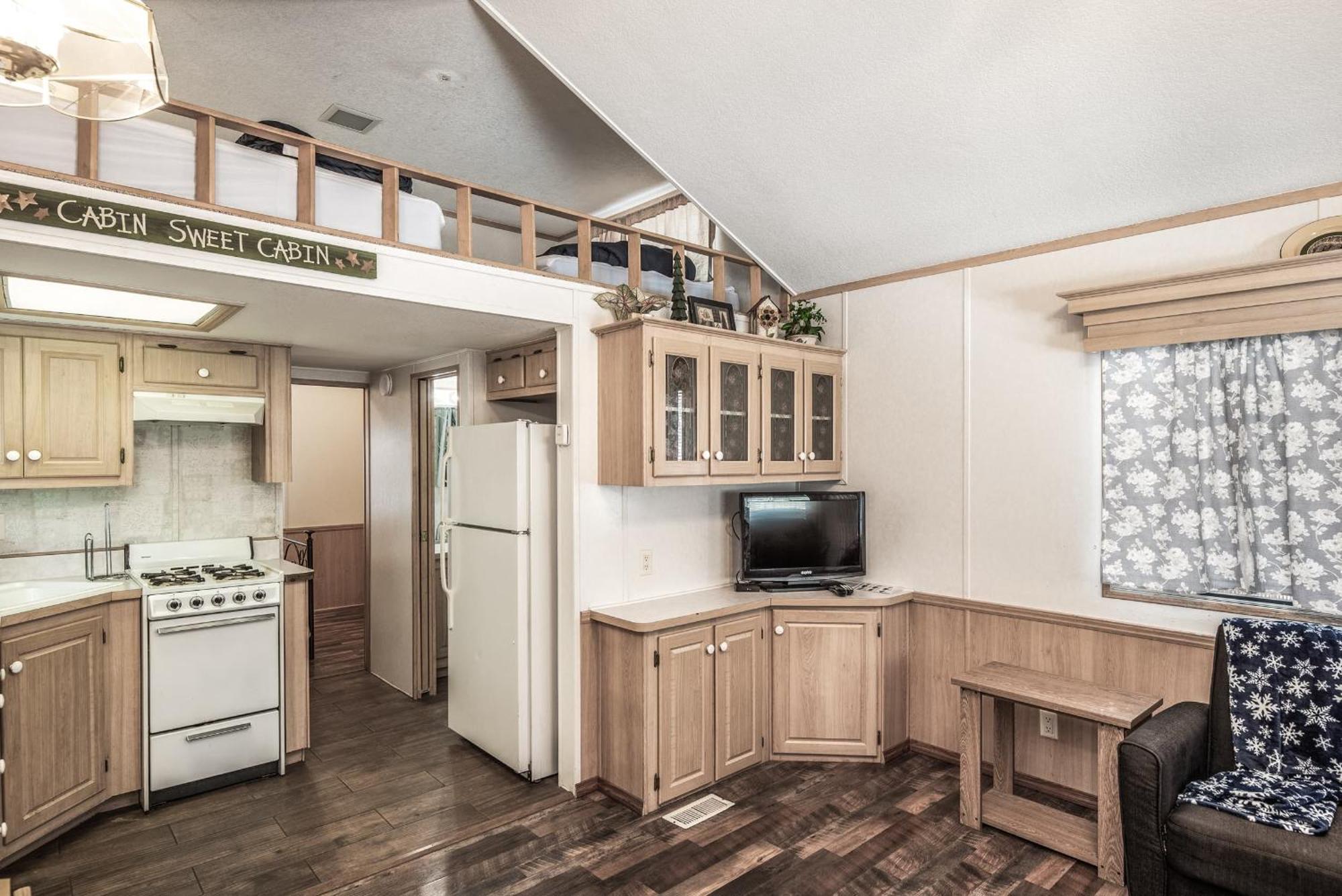 Rainbow Lake Cabin & Rv Resort 루이도소 외부 사진