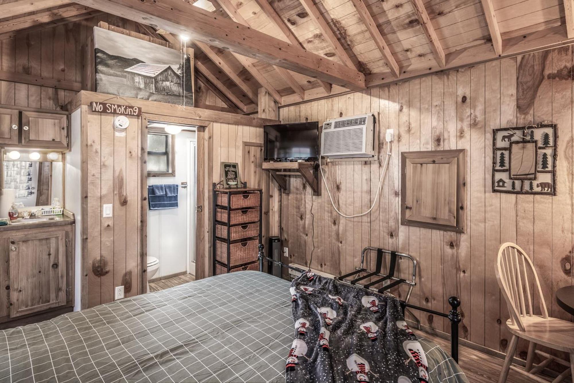 Rainbow Lake Cabin & Rv Resort 루이도소 외부 사진